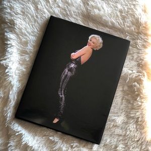 Marilyn Monroe: Metamorphosis Book